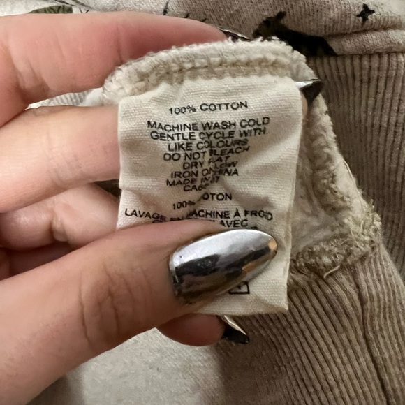 Patterned Crew Neck Sweater - Picture 5 of 6